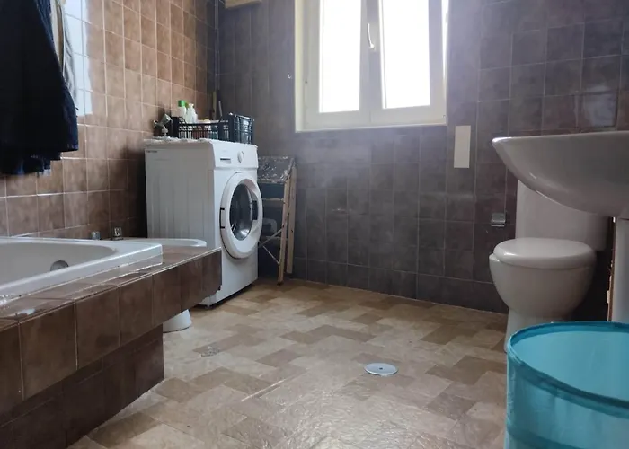 In Stunning With Sea View Apartment *